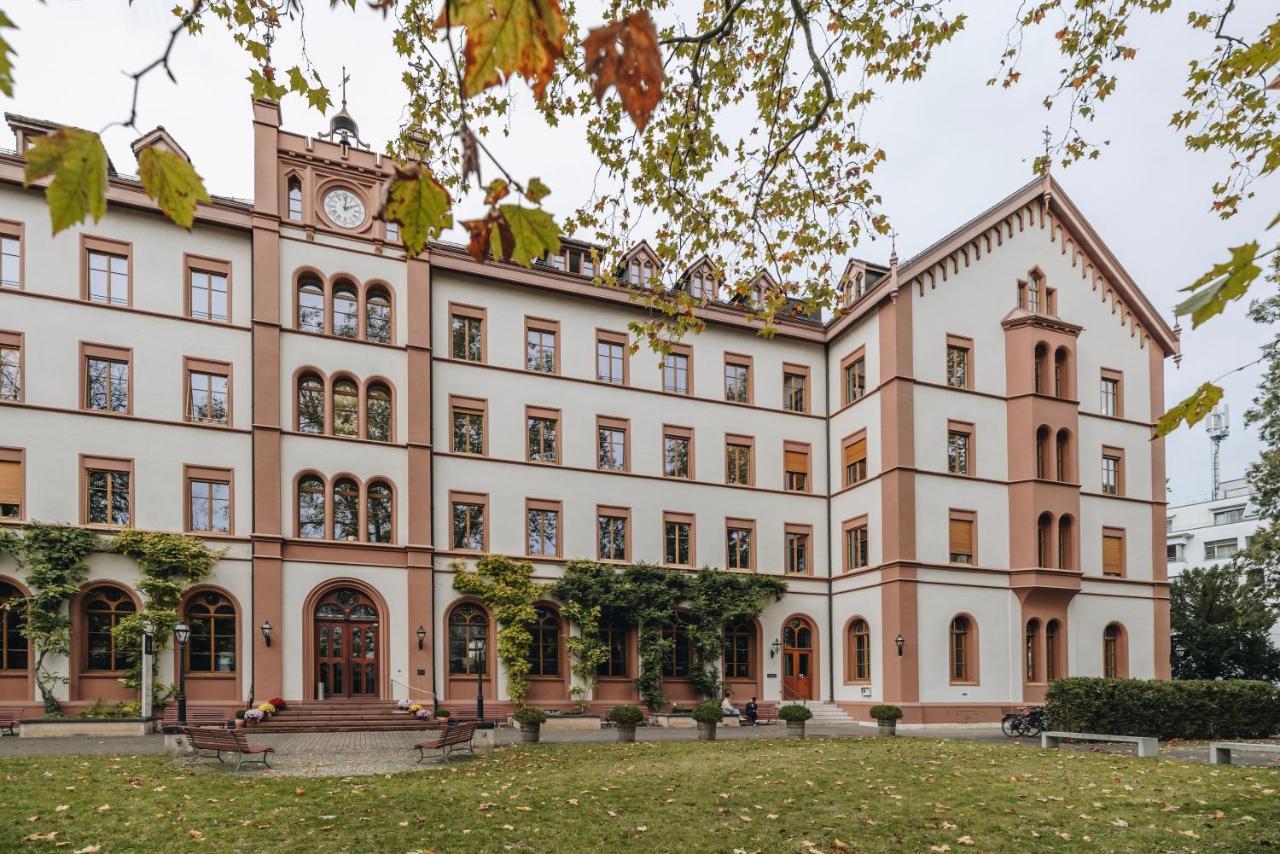 Odelya - Stadthotel Im Park Basel Luaran gambar
