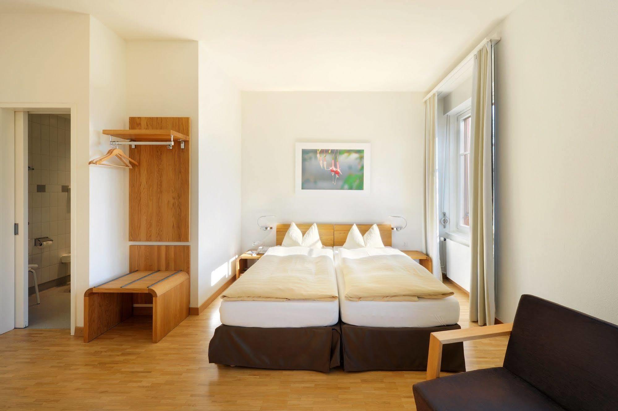 Odelya - Stadthotel Im Park Basel Luaran gambar