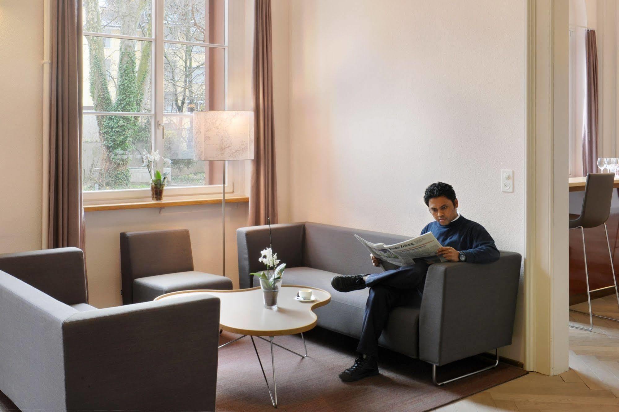 Odelya - Stadthotel Im Park Basel Luaran gambar